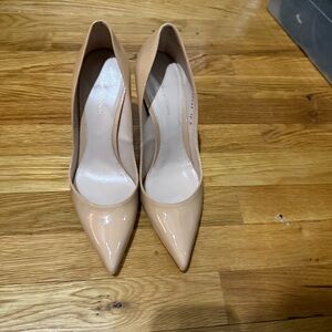 Stuart Weitzman Beige Patent Leather Heels